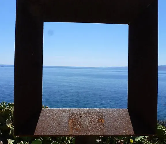 Rovellada Platja كولرا